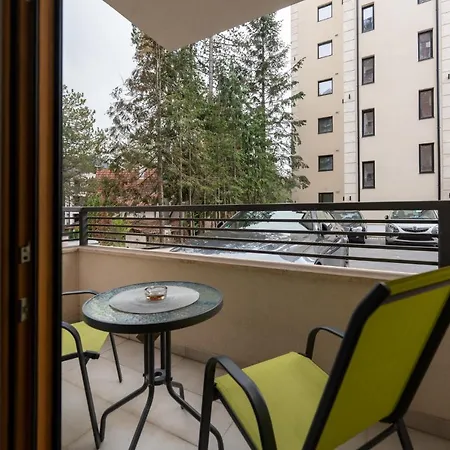Casa Blanca Apartment *